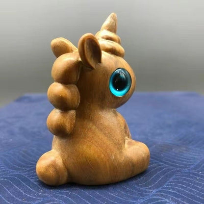 Hand-Carved Sandalwood Cat Figurine Premium Wooden Kitten Ornament & Desktop Decor Gift