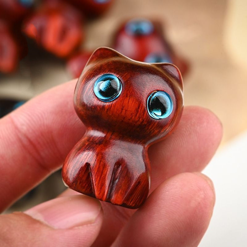 Hand-Carved Sandalwood Cat Figurine Premium Wooden Kitten Ornament & Desktop Decor Gift
